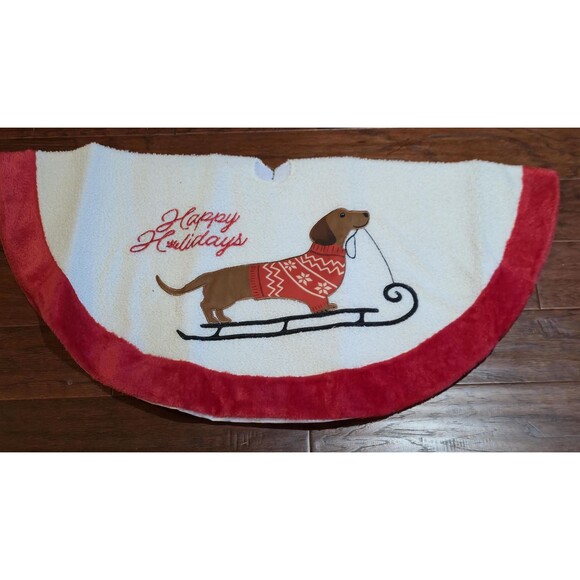 Dachshund Red Sweater Sled Christmas Tree Skirt NWT - Picture 1 of 9